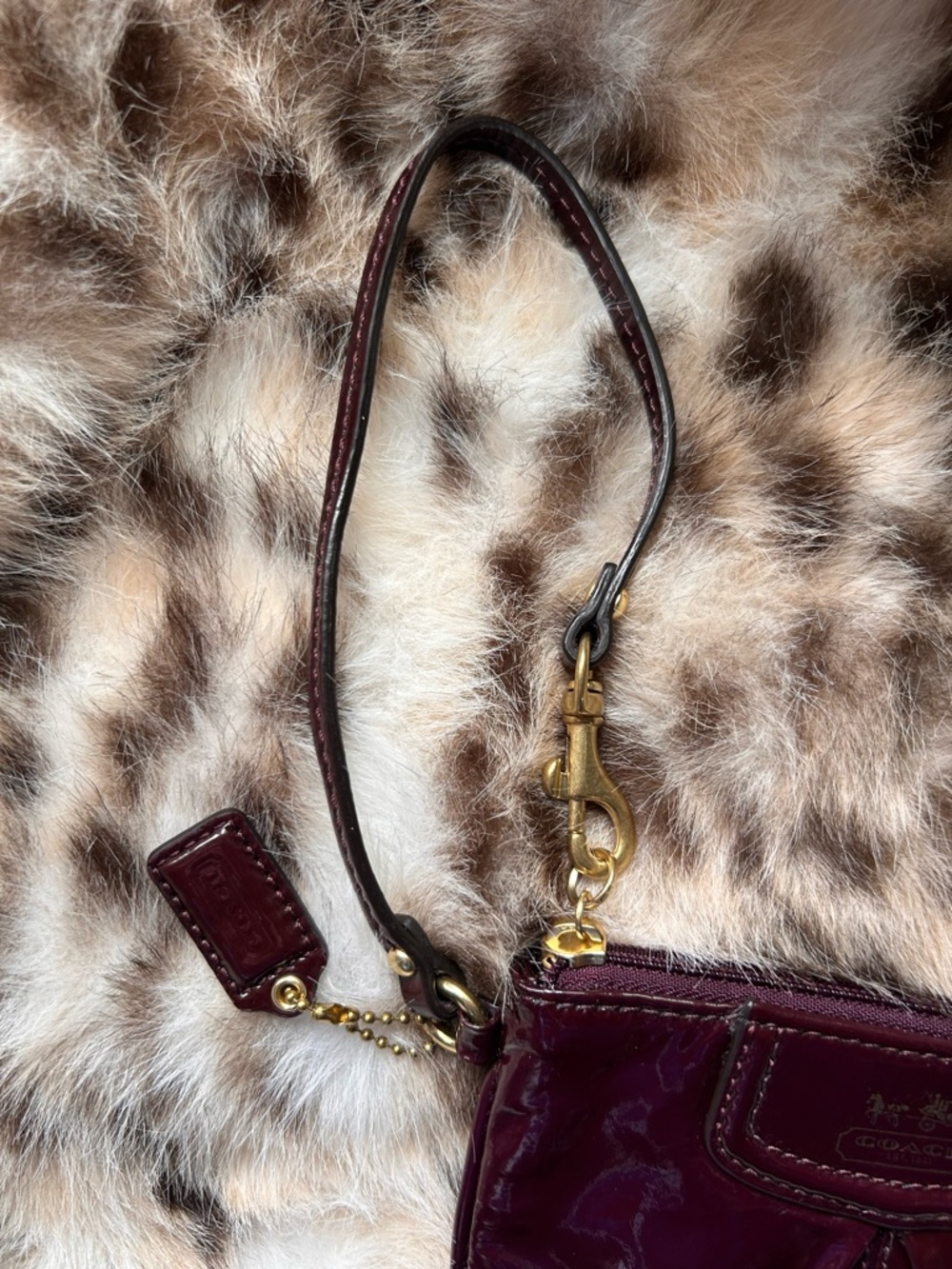 Coach Y2K Wristlet in Plum Shiny Patent Leather - Picture 5 of 11
